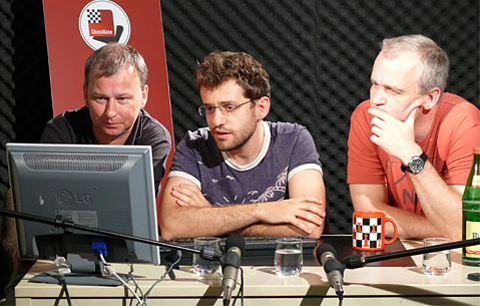 Andre Schulz, Levon Aronian y Oliver Reeh en el estudio de grabaciones de ChessBase