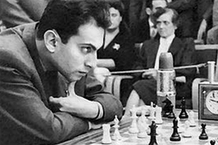 Magia en el tablero 4 - Mikhail Tal