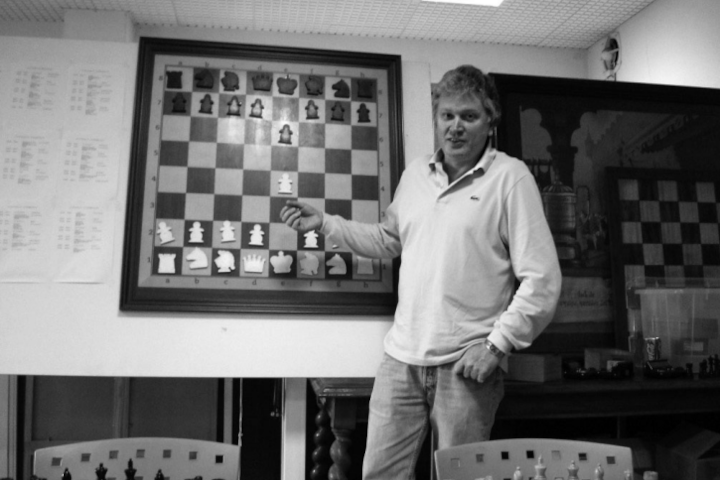 El ajedrez de ataque de Nezhmetdinov