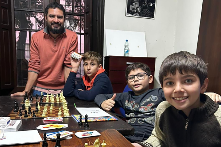 GM NEURIS DELGADO – CAMPEÃO TORNEIO BLITZ, GM ALEXANDR FIER CAMPEÃO TORNEIO  DE XADREZ RÁPIDO E GM AXEL BACHMAN CAMPEÃO DO TORNEIO DE XADREZ CLÁSSICO  VII ABERTO DO BRASIL SESC CAIOBÁ –