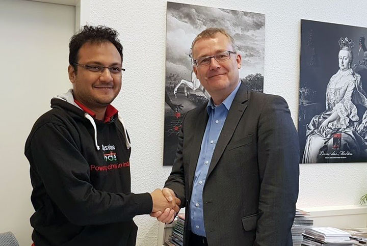 Meeting the CEO of ChessBase Rainer Woisin in Hamburg