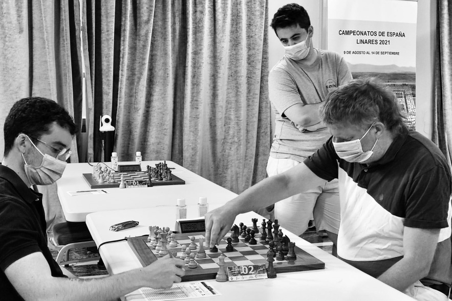 Miguel Santos vs. Alexei Shirov | Foto: Patricia Claros