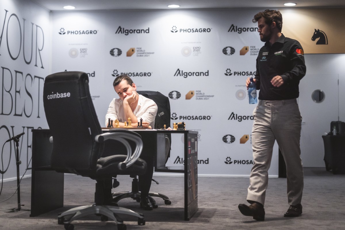 Ian Nepomniachtchi, Magnus Carlsen