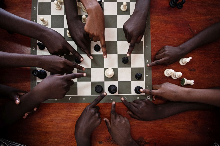 Chess, refugees