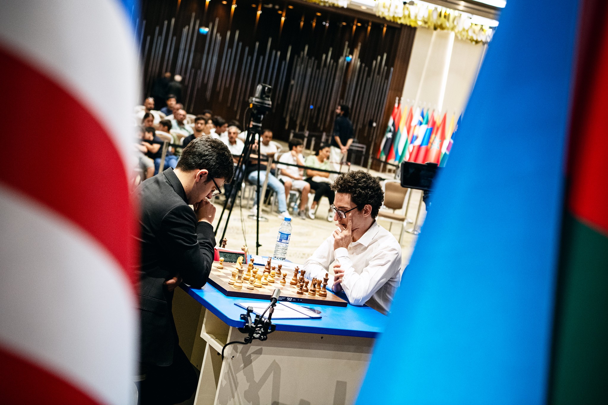 Nijat Abasov y Fabiano Caruana | Foto: FIDE