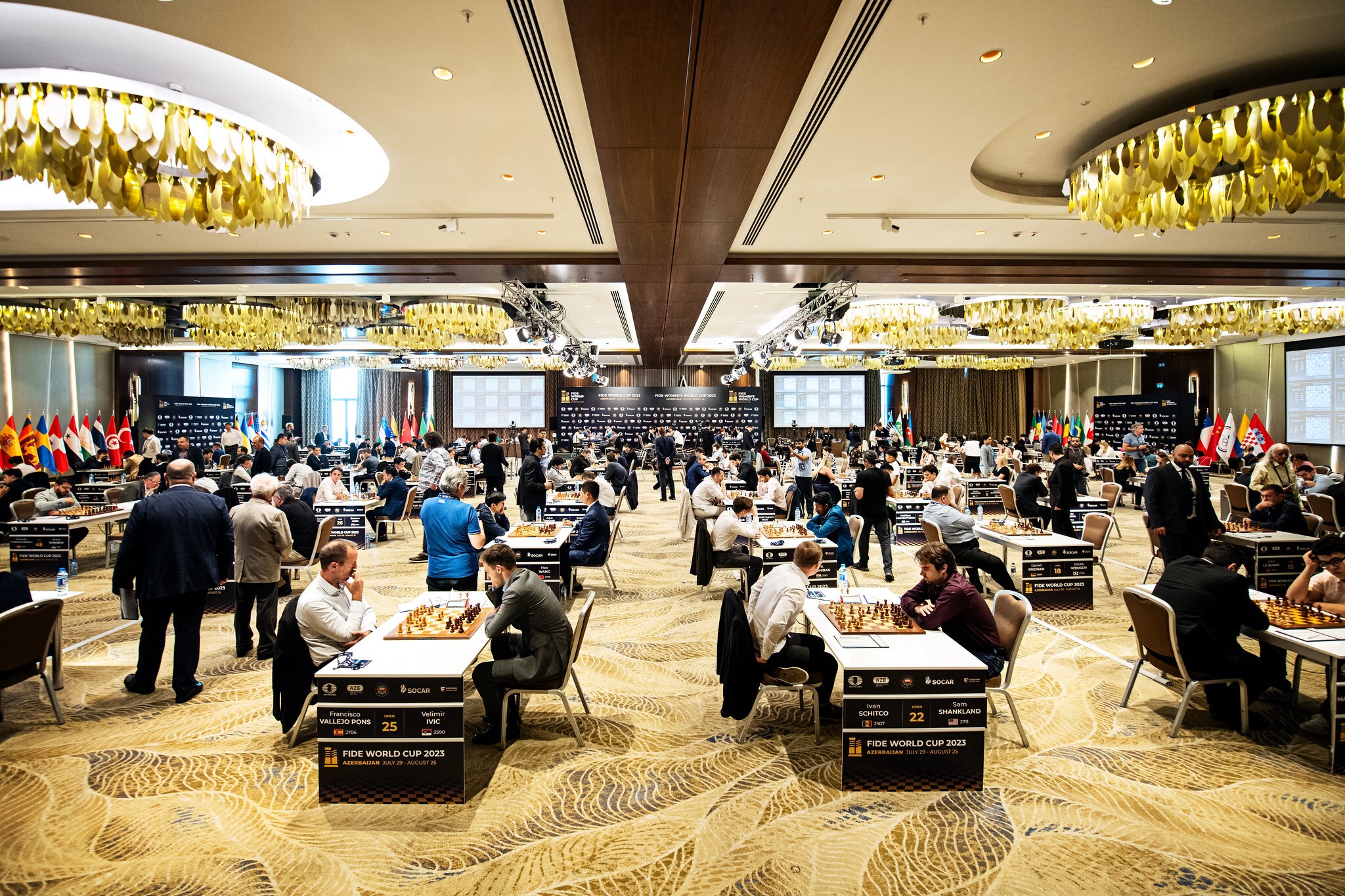 La sala de juego durante la ronda 2, partida 2 | Foto: FIDE