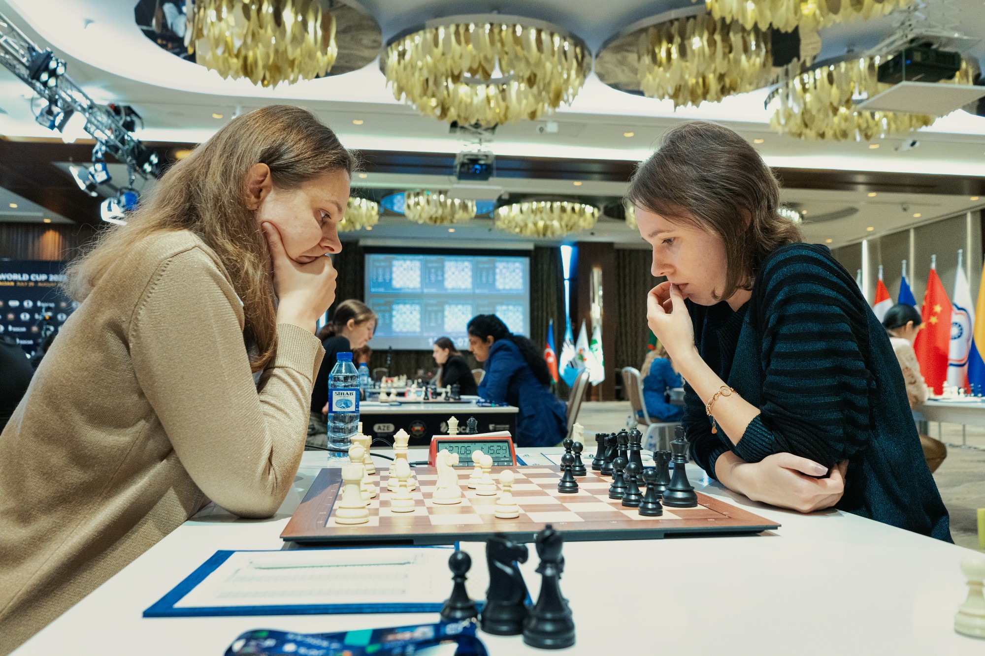 Anna y Mariya Muzychuk | Foto: FIDE