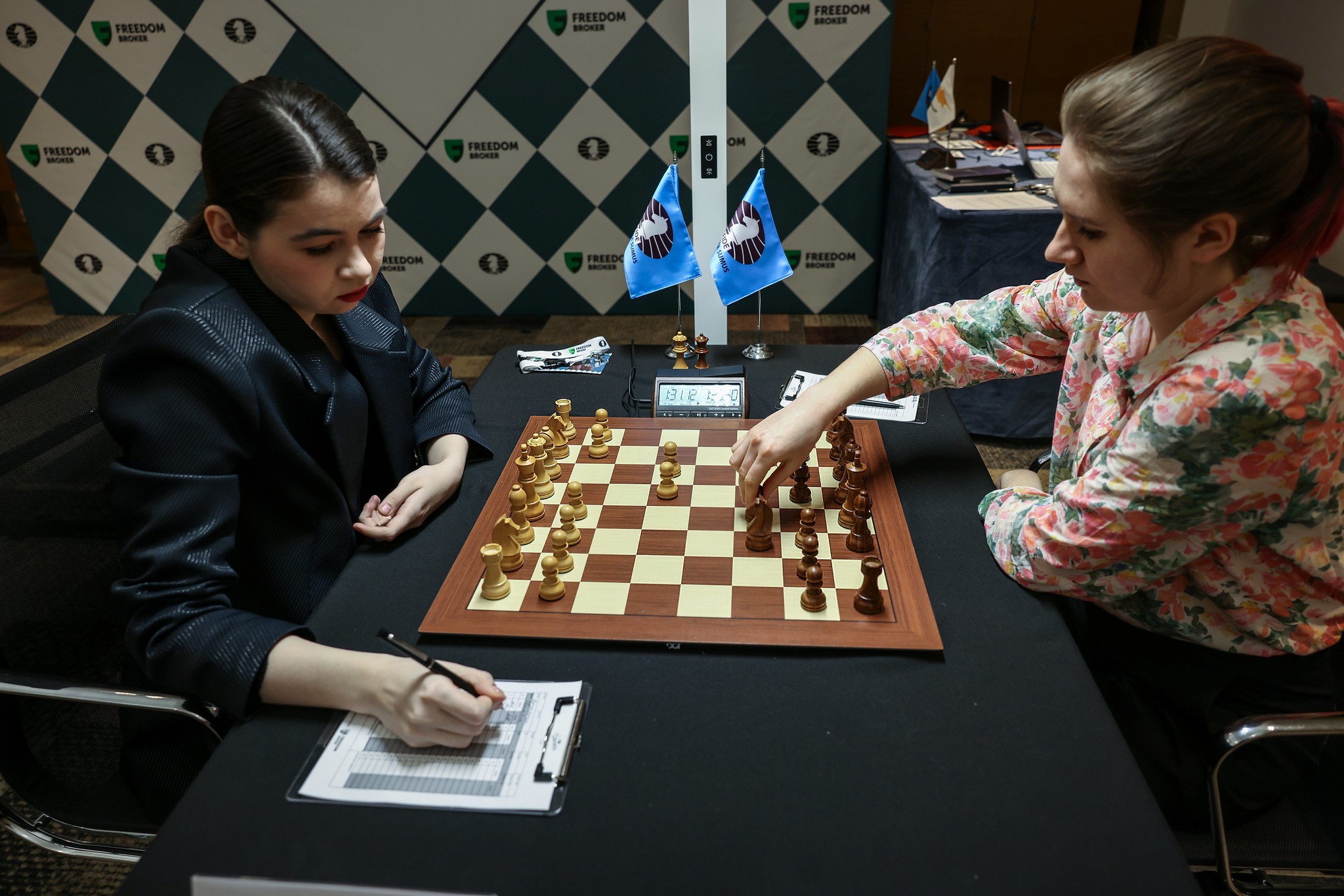 Goryachkina vs. Shuvalova | Foto: Mark Livshitz