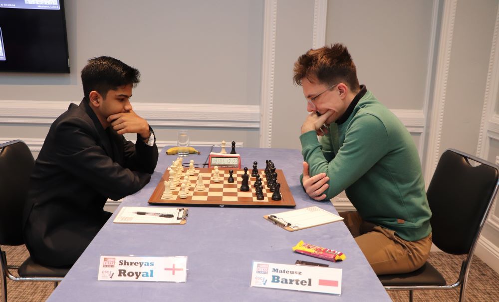  Royal vs. Bartel   | Foto: Tao Bhokanandh