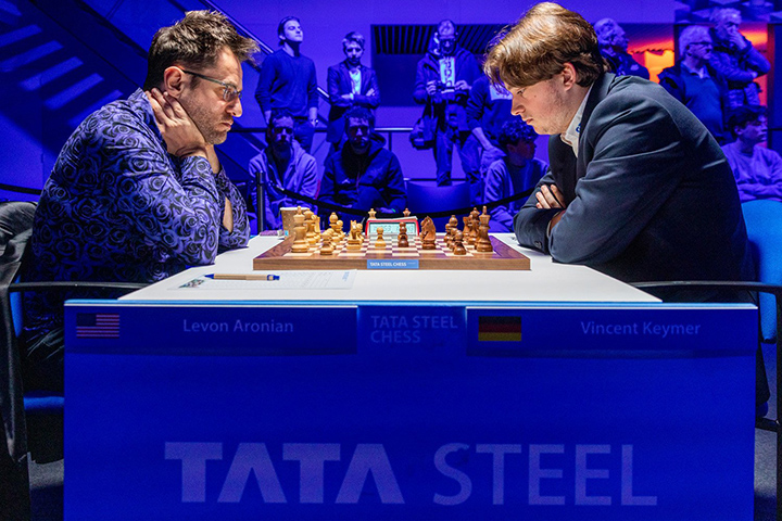 Levon Aronian y Vincent Keymer  | Foto: Jurriaan Hoefsmit (Tata Steel Chess 2023)