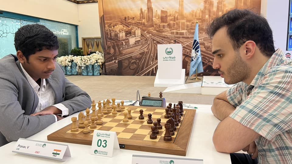 Pranav vs. Tabatabaei | Foto: Aditya Sur Roy (ChessBase India)