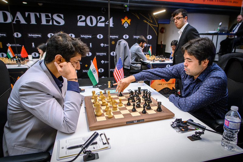 Vidit vs. Nakamura | Foto: Mihal Walusza (FIDE)