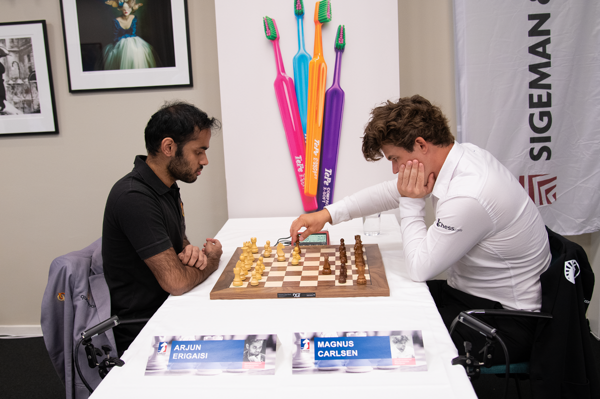 Arjun Erigaisi, Magnus Carlsen