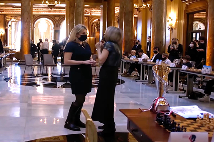 Simultáneas a cargo de Pia Cramling y Almira Skripchenko en Mónaco ...