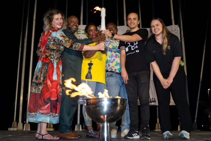 El relevo de la antorcha FIDE llega a África | ChessBase