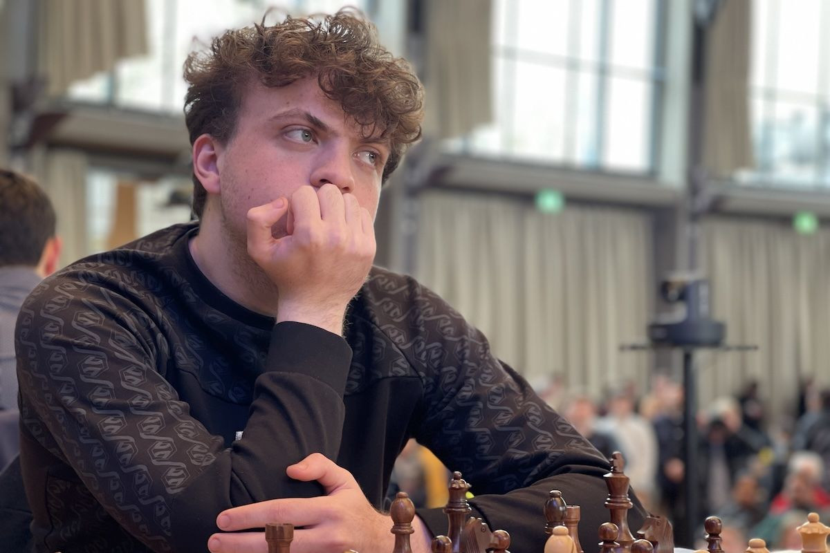Hans Niemann suma 8/9 puntos y gana el Grenke Open 2024 ChessBase