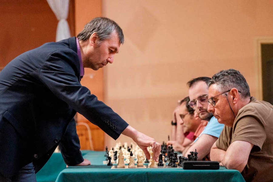 Chess news — Gata Kamsky, una estrella de talla mundial participará en el Festival de Ajedrez del Gran Hotel Bali