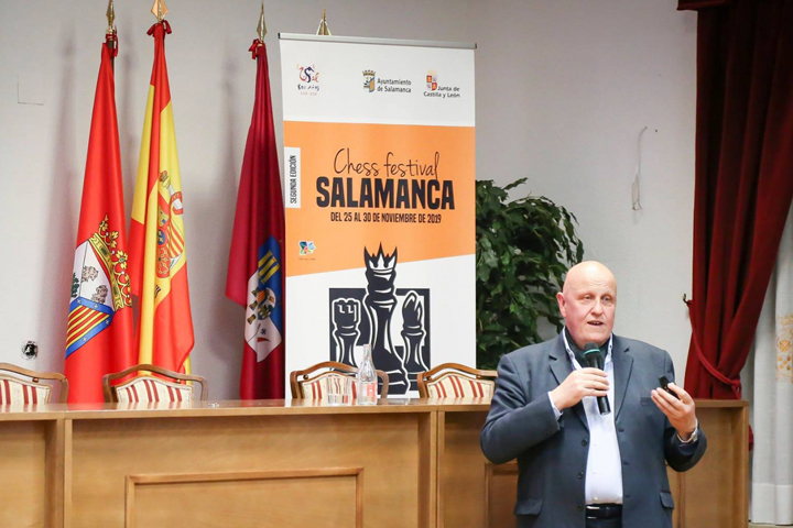 Salamanca: conferencia a cargo de Leontxo García | ChessBase